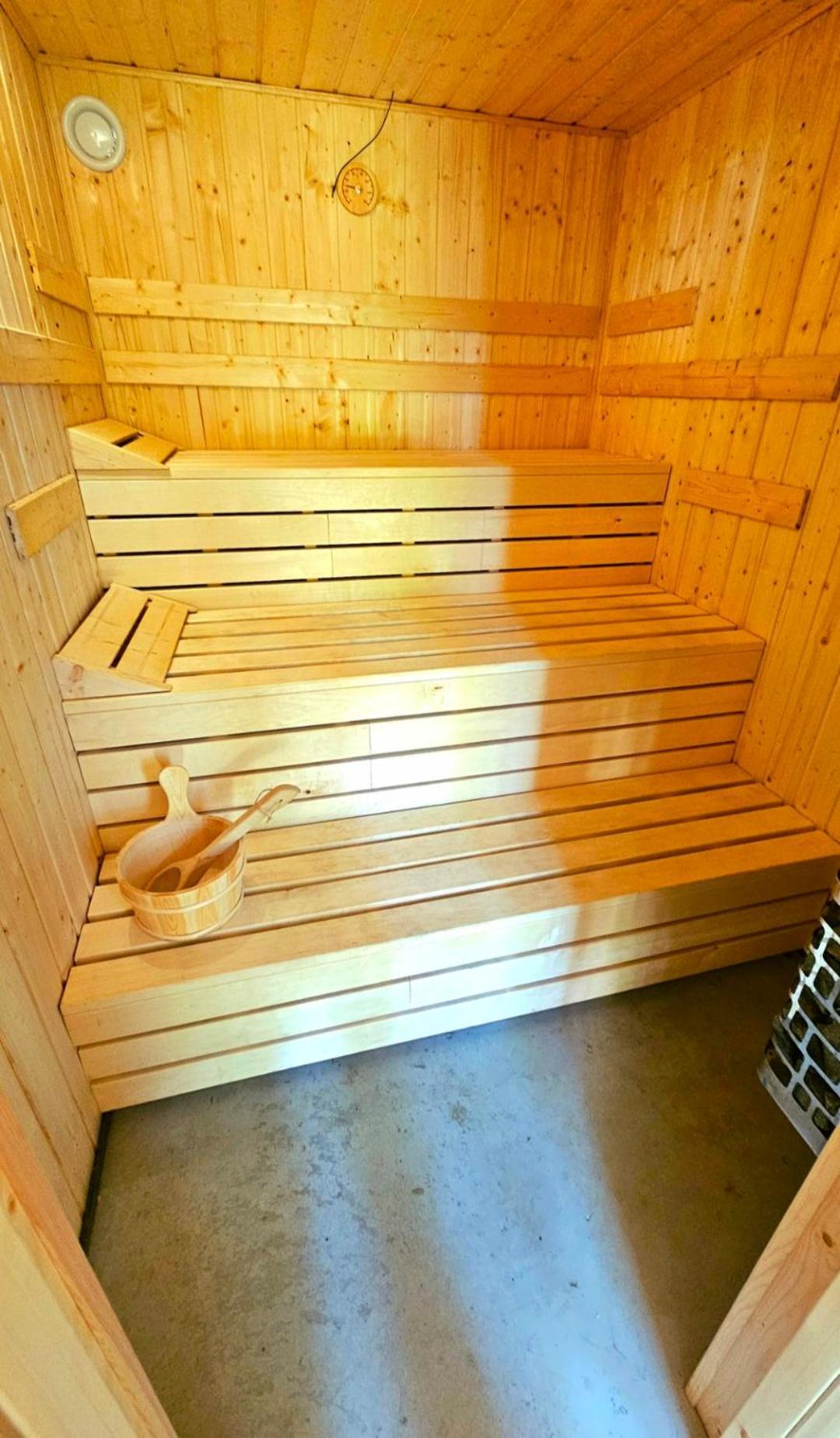 Holiday home San Escobar Sauna Jezioro Rogowo (Rypin)
